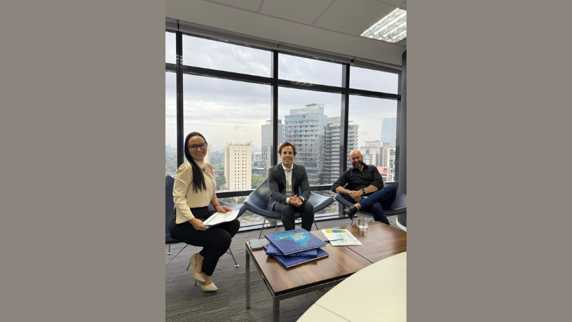 Sob a visão de Ian dos Anjos Cunha, o capital inteligente se torna o combustível que acelera sonhos e impulsiona futuros promissores.