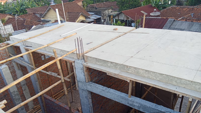 Como reduzir desperdício em lajes treliçadas com projeto e conferência de obra é o foco da análise técnica de Valderci Malagosini Machado sobre eficiência estrutural.